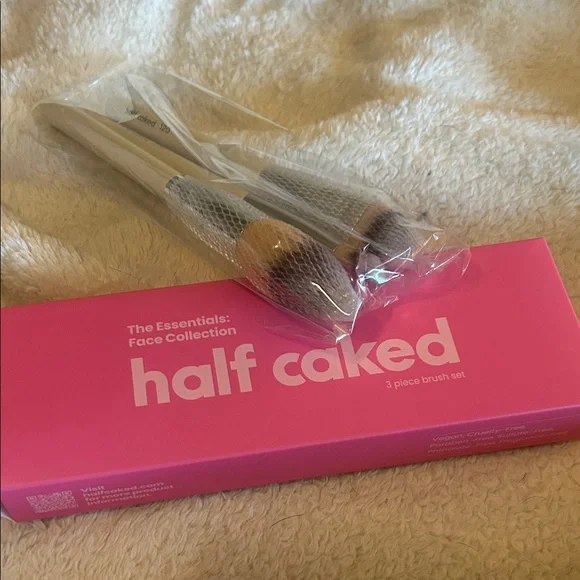Half Caked Brush Set - Picture 2 of 2